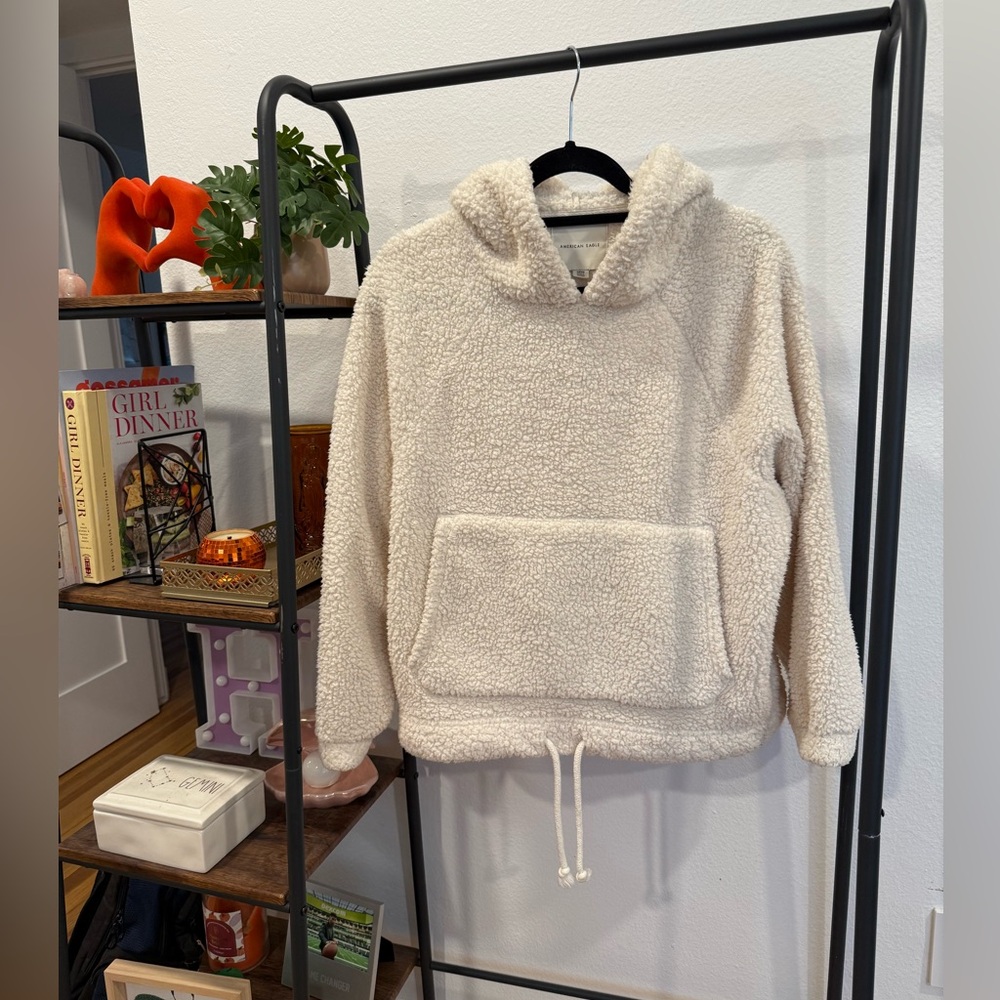 American Eagle Cream Sherpa Hoodie Sweater